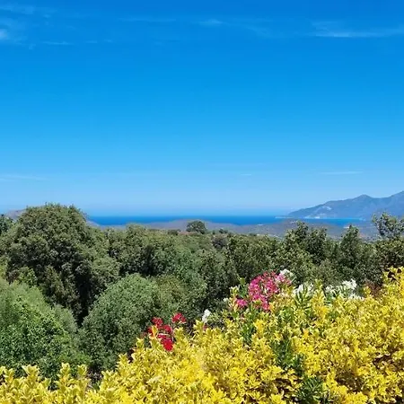 Le Clos Des Milans Bed & Breakfast