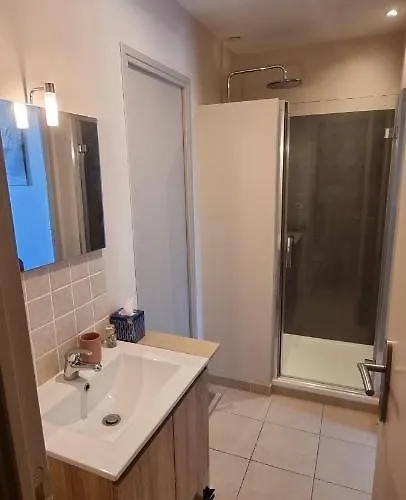 Le Clos Des Milans Bed & Breakfast