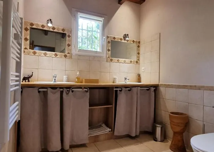 Bed & Breakfast Le Clos Des Milans 3*